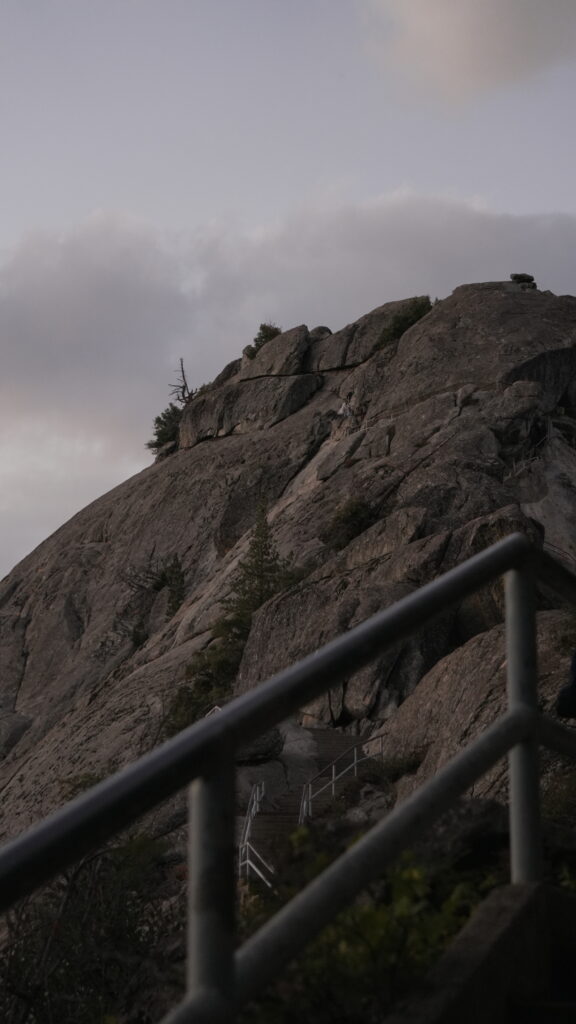 Hiking up Moro Rock for sunrise