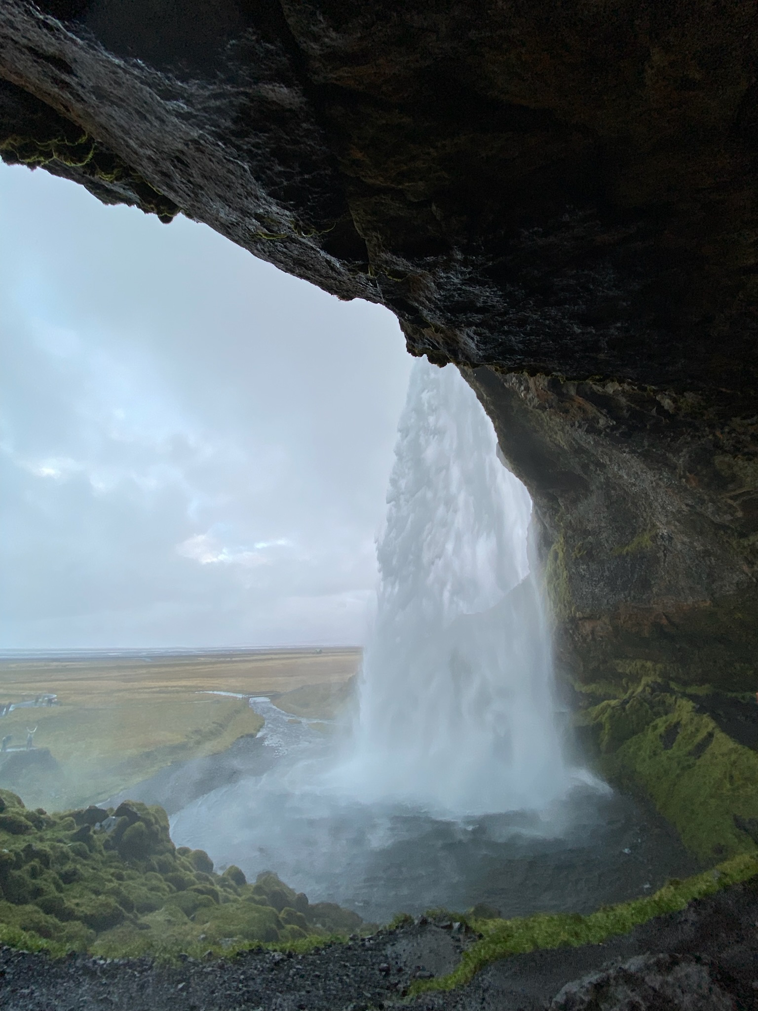 A morning at Seljalandsfoss