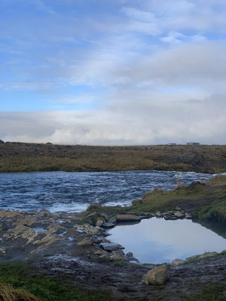 A sunny afternoon on the Húseyjarkvísl river